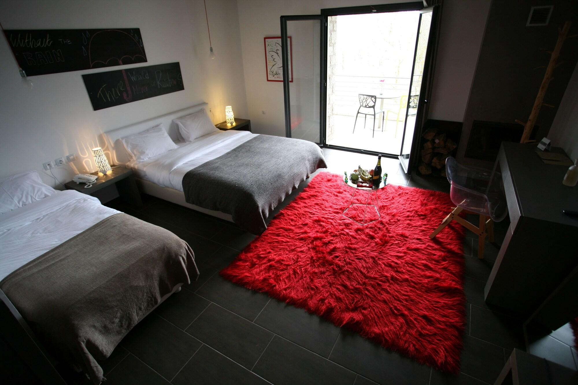 Oniropetra Boutique Hotel Karpenísion Esterno foto